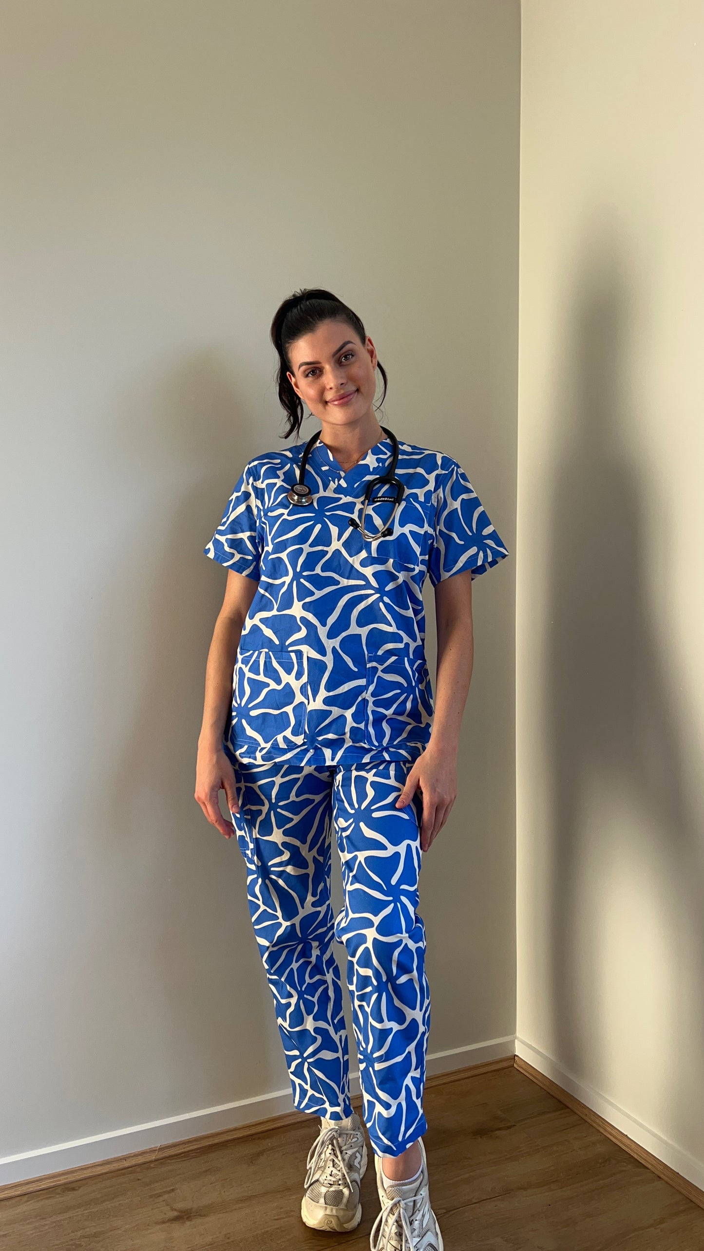 Hawaiian Blues - Scrub Set